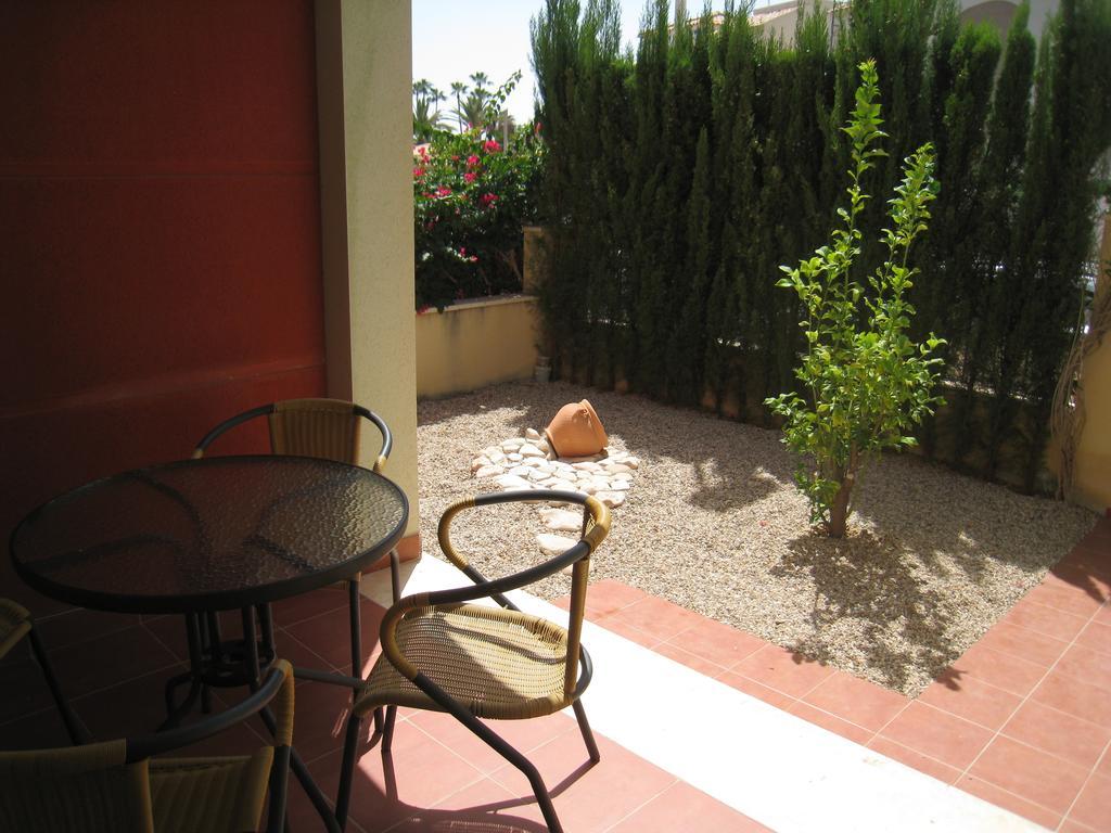 Bungalow Altos De La Bahia Torrevieja Quarto foto