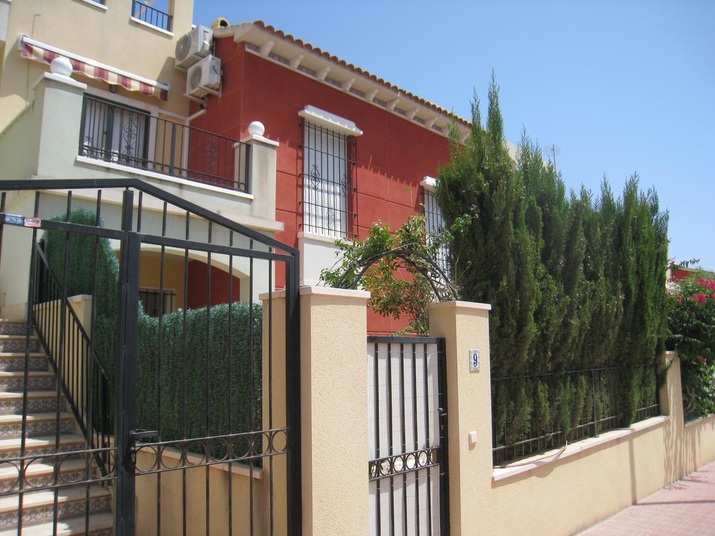 Bungalow Altos De La Bahia Torrevieja Quarto foto