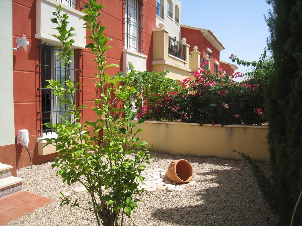 Bungalow Altos De La Bahia Torrevieja Quarto foto